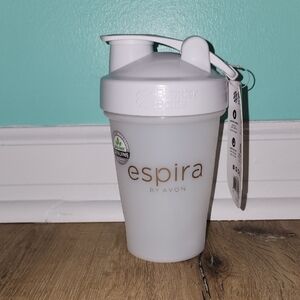 Avon Espira White Blender Bottle With Blenderball